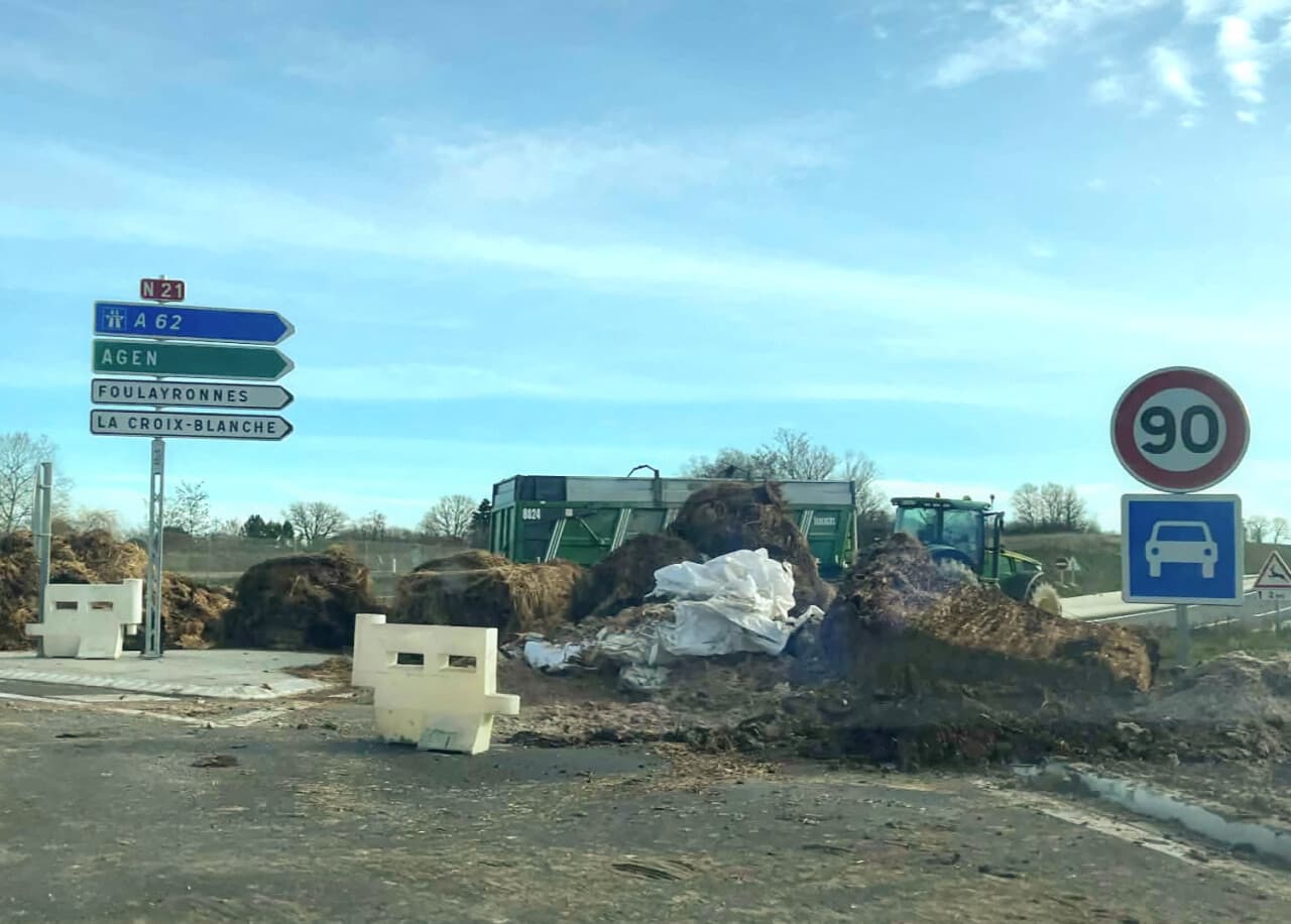 France: Agriculteurs en colère, la nation résiste à l'abandon