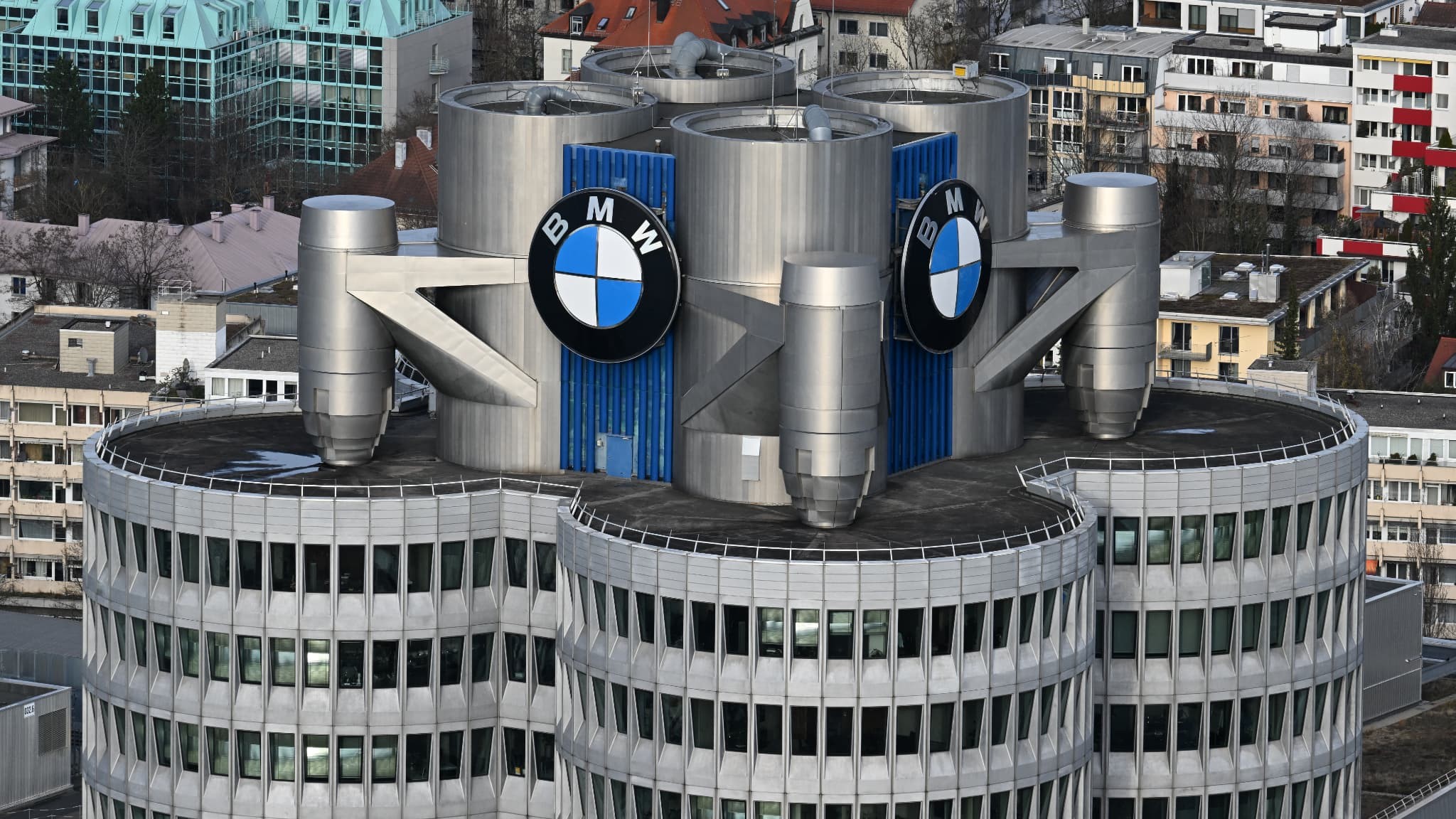 Crise allemande : BMW annonce 8.000 suppressions de postes, une leçon pour l'Afrique ?