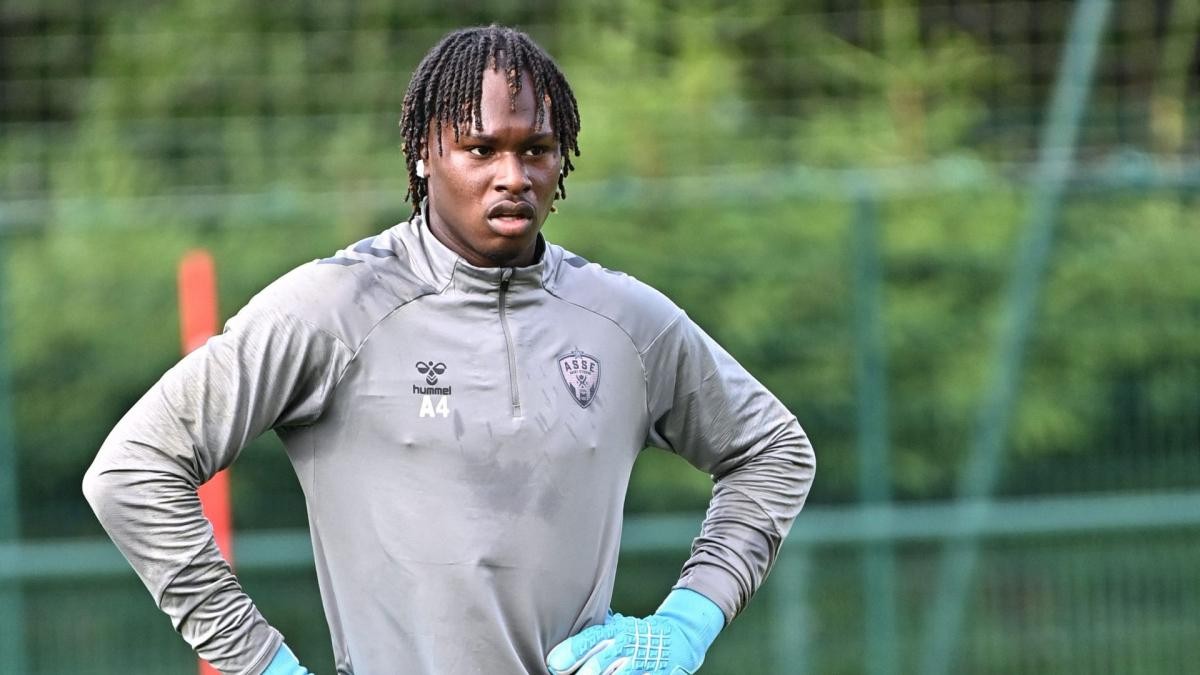 Issiaka Touré, de la Ligue 3 aux Bleuets : la revanche d'un patriote du football